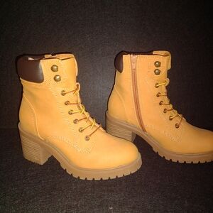 SO Heeled "Work Boots"